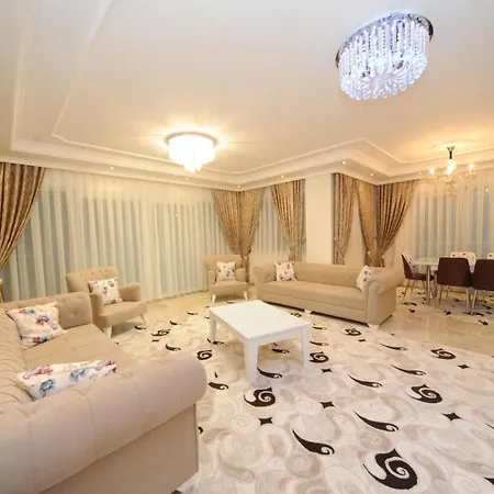 Gold 1 Apartment