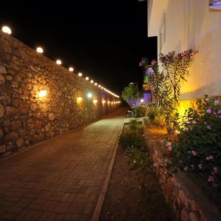 Gold 1 * Alanya